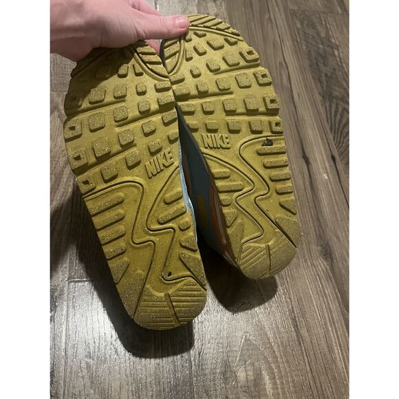 Nike Air Max 90 SE Women’s 7.5 – Sun Club Pink/Blue/Purple - Picture 5 of 14